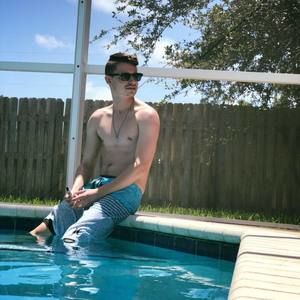 Meet your Posher, Austin